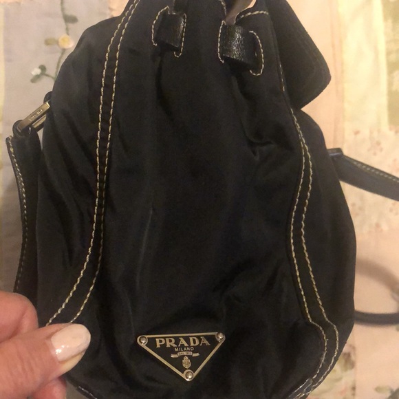 Prada black purse ( gently used) In very good condition (000312) - Picture 6 of 16